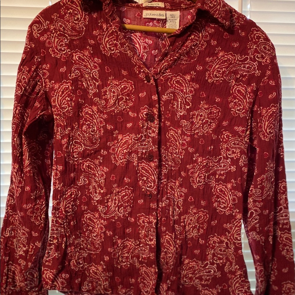Stretchy Button Down Shirt Sz S